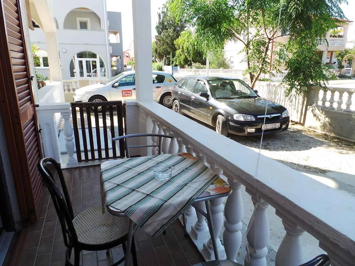 Apartments in Sabunike/Zadar Riviera 7766 Nin