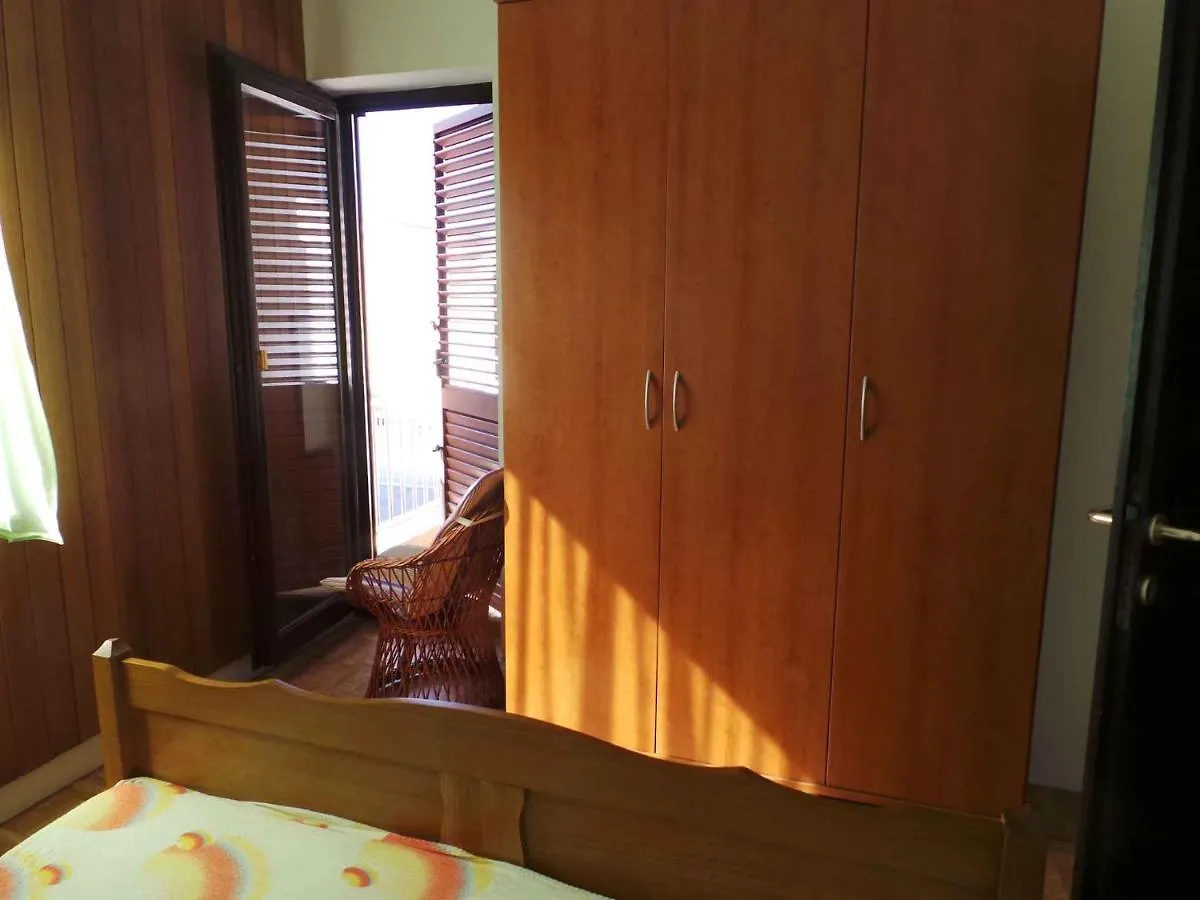 Apartments in Sabunike/Zadar Riviera 7766 Nin Kroatien